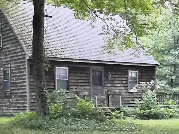 (undisclosed Address), Columbia, CT 06237