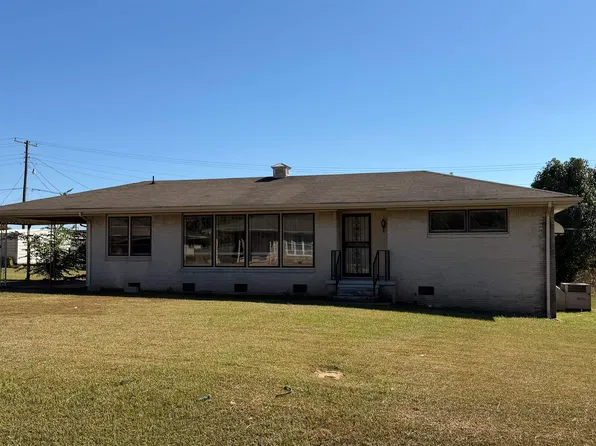 902 Tyler Ave, Muscle Shoals, AL 35661