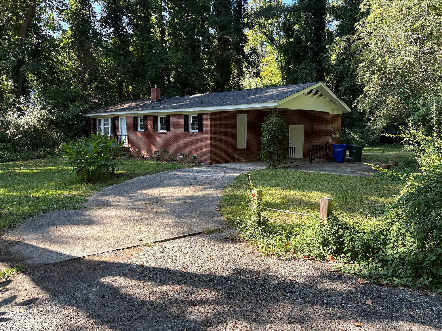 1310 Stadium Dr — Photo 4