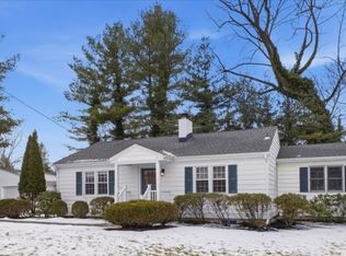 15 Wheeler Rd, Chester, NJ 07930