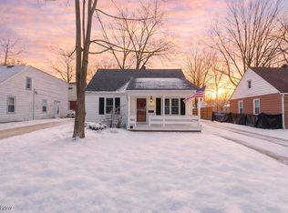 299 Inwood Blvd, Avon Lake, OH 44012