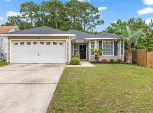 1504 Oakhill Rd, Gulf Breeze, FL 32563