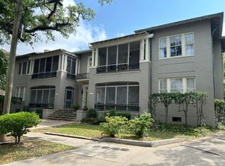 7420 Hampson St, New Orleans, LA 70118