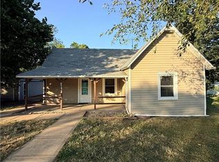 324 Main St, Nortonville, KS 66060