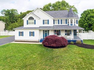 9 Domino Way, Centereach, NY 11720