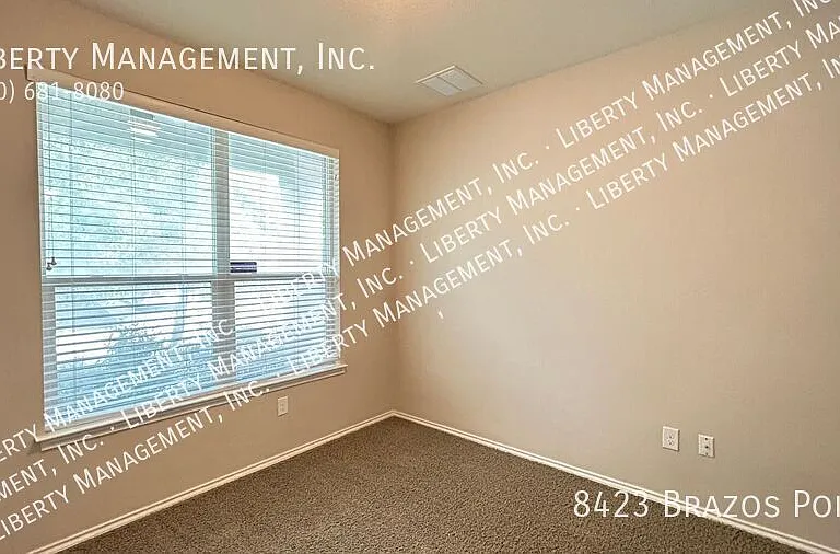 8423 Brazos Point — Photo 22