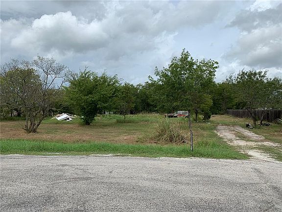 3rd image of 2601 Cherry Blossom Ct