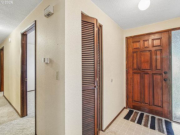 4th image of 1728 NE 19th St