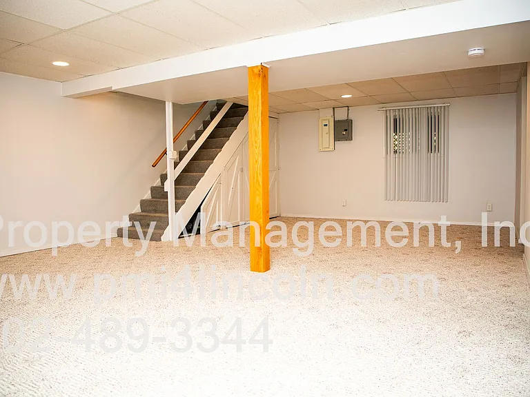 8030 N Hazelwood Dr — Photo 31