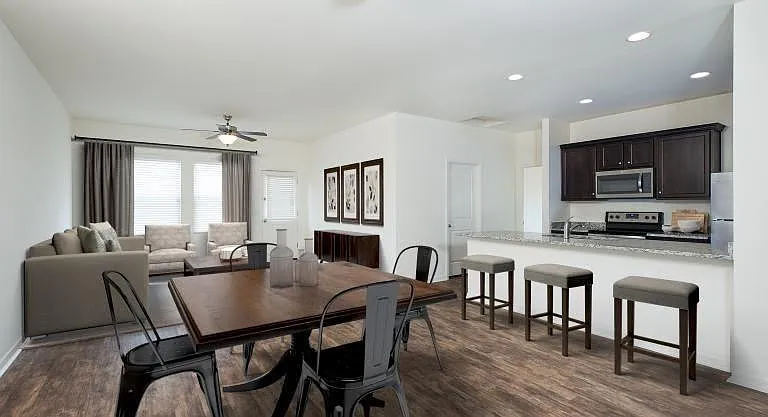3985 Fringetree Ln — Photo 1