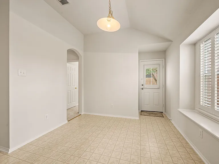 12113 Thicket Bend Dr — Photo 10