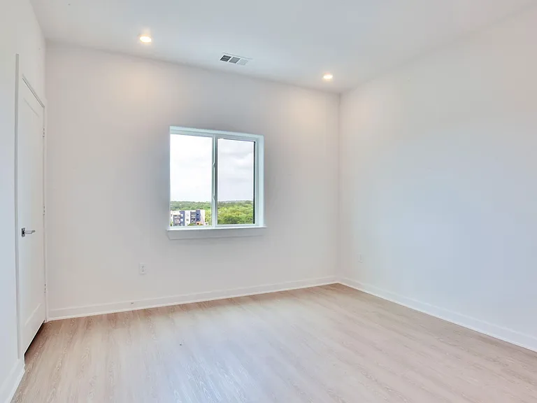 4802 S Congress Ave #407 — Photo 9