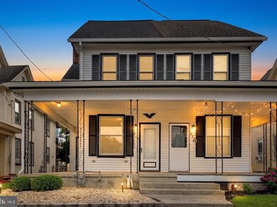 228 E Cherry St, Palmyra, PA, 17078