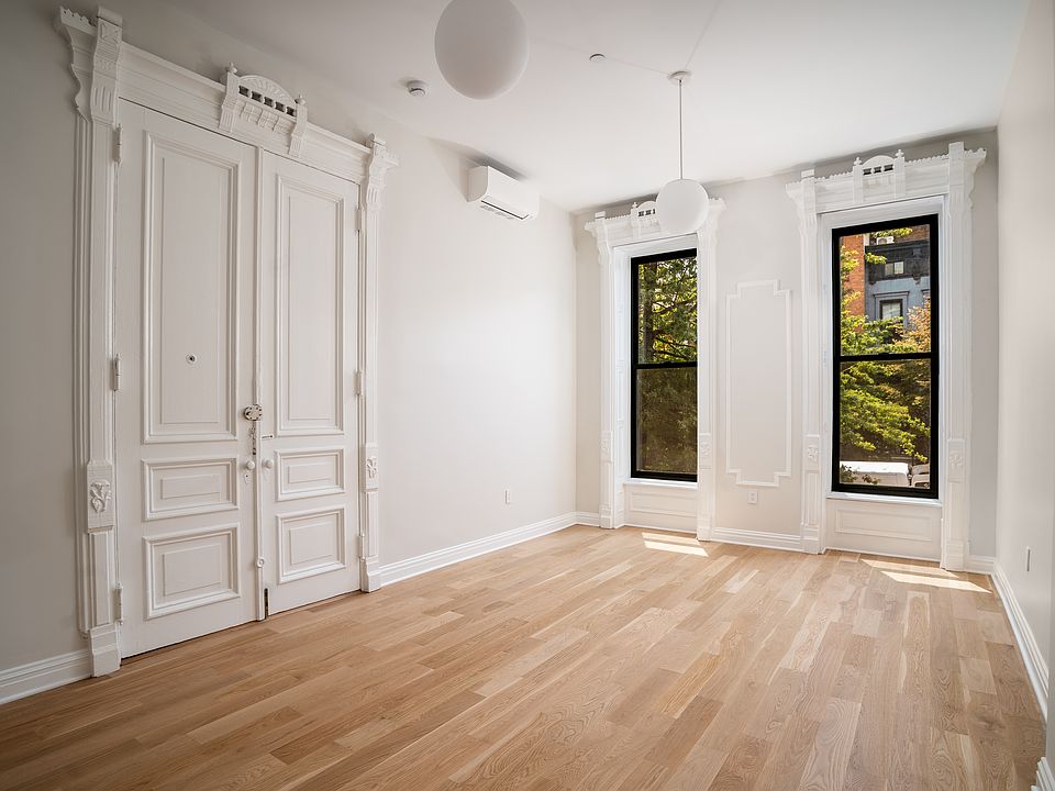 1st image of 29 Herkimer St APT 2