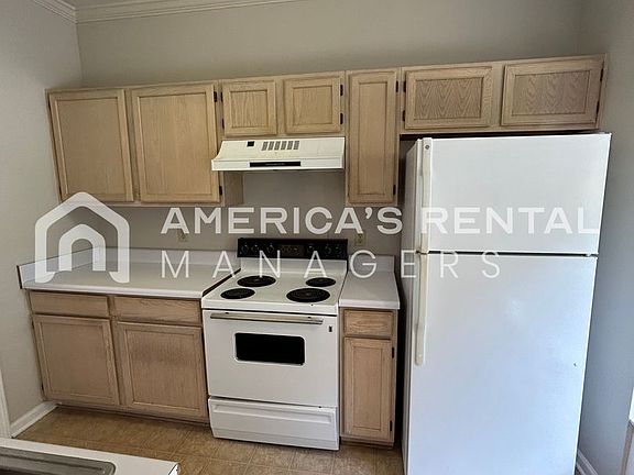 5th image of 1732 16th Ave S