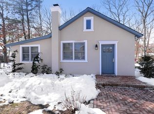 137 East Ave, Flanders, NY 11901