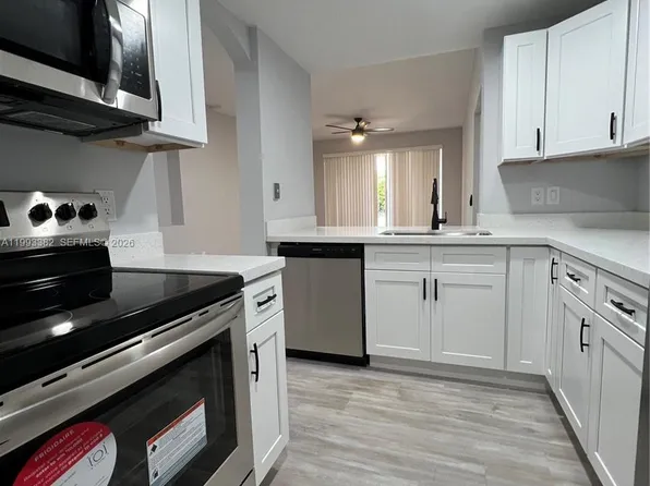 6440 NW 114th Ave Unit 406, Doral, FL 33178