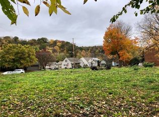 1298 Market St, Beaver, PA