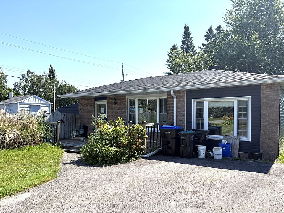 1st image of 2 Lynn St