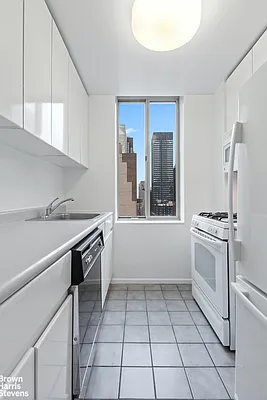 Rented by Brown Harris Stevens | media 5