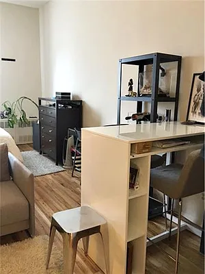 Rented by Buchbinder & Warren | media 11