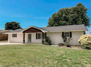 306 N Max St, Hinton, OK 73047