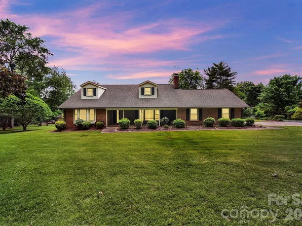5913 Tom Query Rd, Charlotte, NC 28213