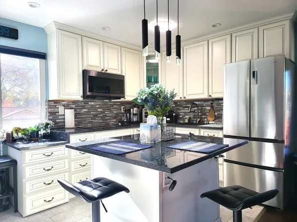 831 Gladiola Dr Floor 2, Sunnyvale, CA 94086