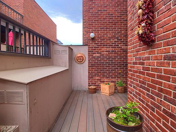 3rd image of 899 N Pearl St APT 19