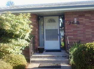 705 Silver Ln, Eugene, OR 97404