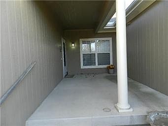 1st image of 1307 N 132nd St
