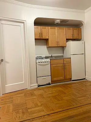 Rented by The MJS Group NY LLC | media 11