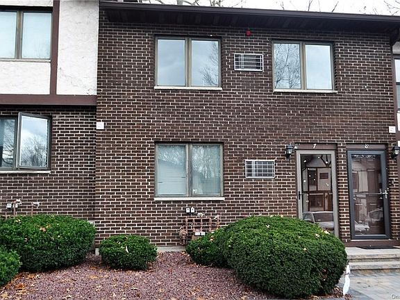 2nd image of 124 N Route 303 Unit 8