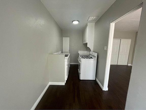 3rd image of 1001 Banning Blvd #343.25