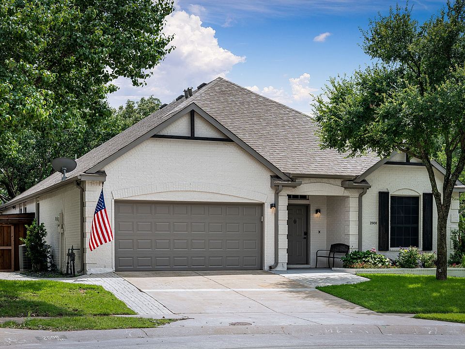 1st image of 2908 Cabot Ln
