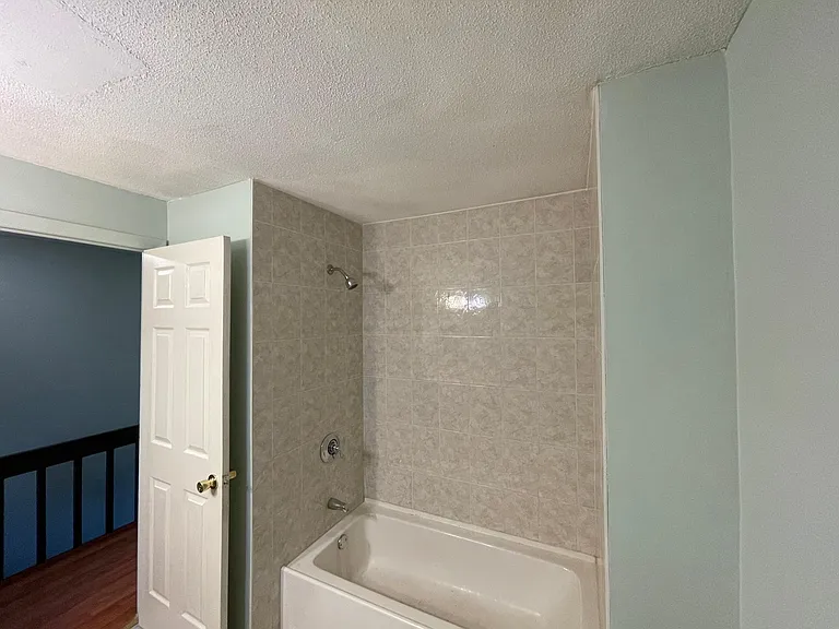Upstairs Full bath