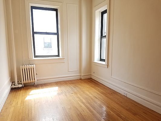 5th image of 517 W 113th St #5P
