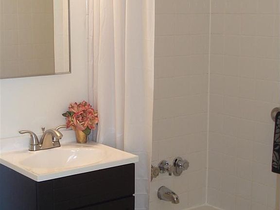 4th image of 1545 Buchanan St APT 6