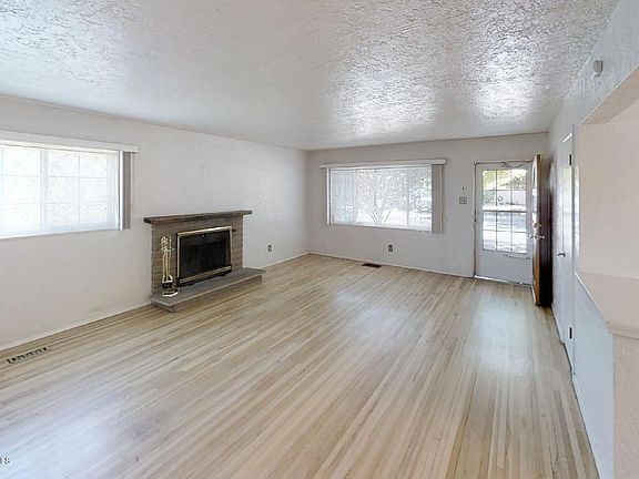 5th image of 1512 Zuni Dr