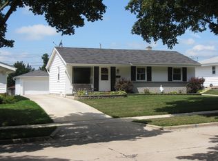 3637 S 93rd St, Milwaukee, WI 53228