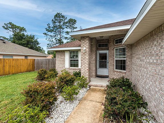 2nd image of 9 Franciscan Ln