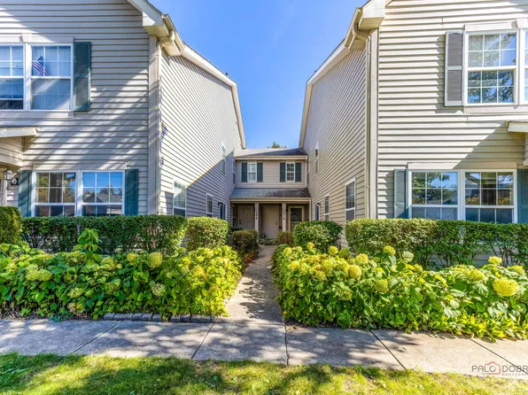 1210 Orleans Dr, Mundelein, IL 60060