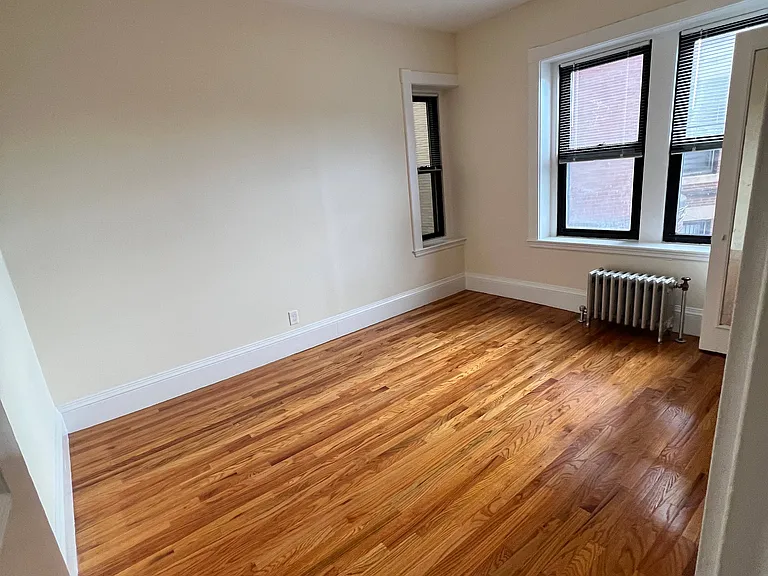 504 Beacon St #6 — Photo 3