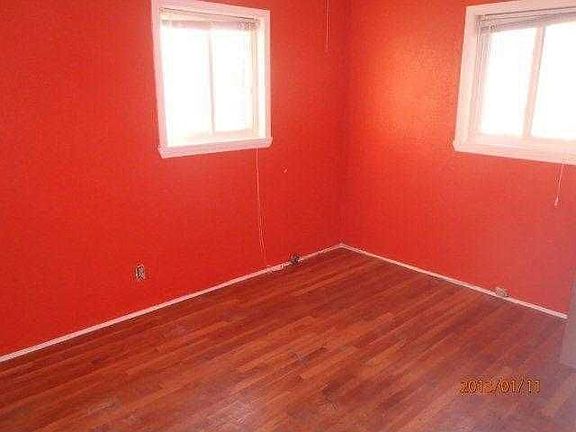 4th image of 2924 Monterey Ave SE