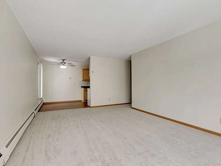 View Pointe Apartments — Photo 36