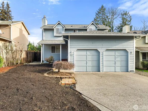 2727 Highline Place NE, Tacoma, WA 98422