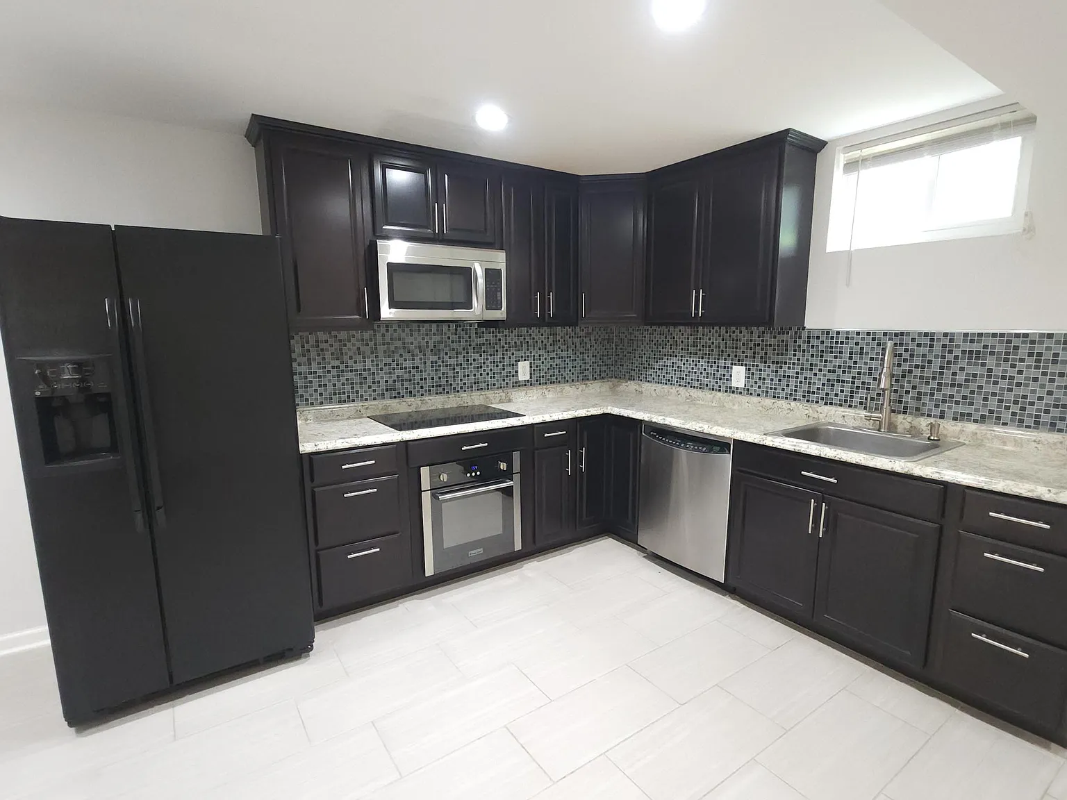 9317 Severn Ter — Photo 3