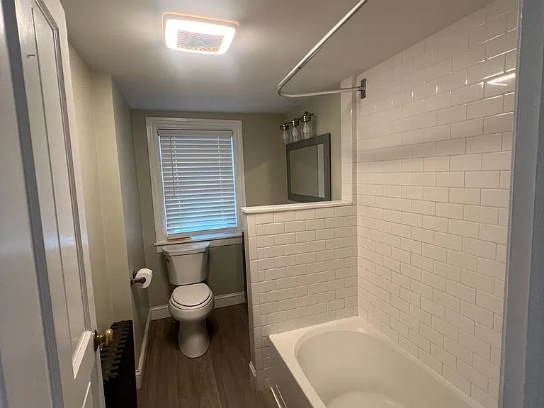 169 E Pomfret St — Photo 5