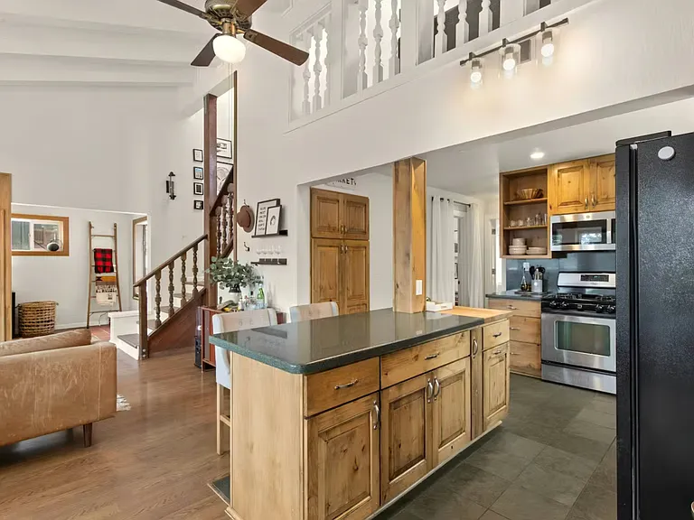 1595 Upper Bench Rd — Photo 8
