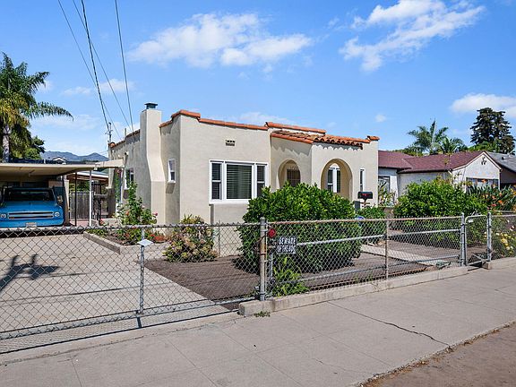 3rd image of 1720 Villa Ave